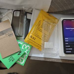 小米 Xiaomi 13 黑色 連多樣配件