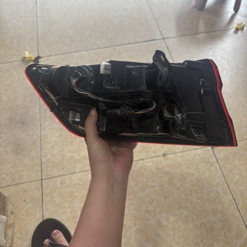 奥迪a4l二手尾灯原厂正品拆车尾灯