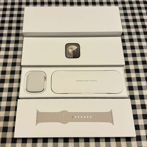 Apple Watch 6 44mm LTE上網版本 深藍色 行貨 99%新 非常少用和新淨 錶面和錶身沒有...