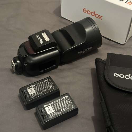 神牛 Godox V1 Pro 閃光燈 (Nikon) 兩電，行貨