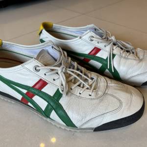 Onitsuka Tiger 鬼塚虎 Sneakers (Green x Red) [JP Limited Edition]