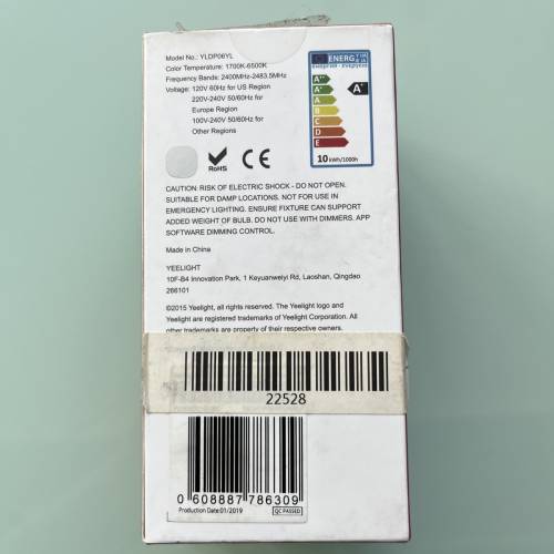 Yeelight smart led bulb (color)智能 LED 燈泡 (彩色)