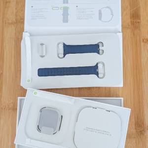 Apple Watch Ultra 2 49mm LTE 鈦金屬連藍色海洋錶帶 (99新)