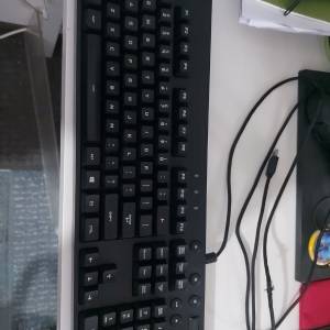 Logitech G G810 機械鍵盤(左邊1鍵壞咗)