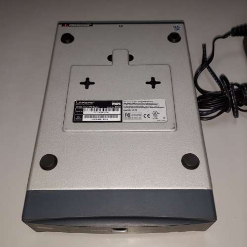 Cisco Small Business RV042 VPN Router Firewall