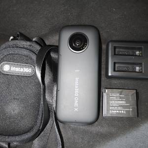 Insta360 ONE X 冇盒冇單冇證 有保護袋 跟2電一充 鏡片通透冇花冇霉 功能全正常 98...