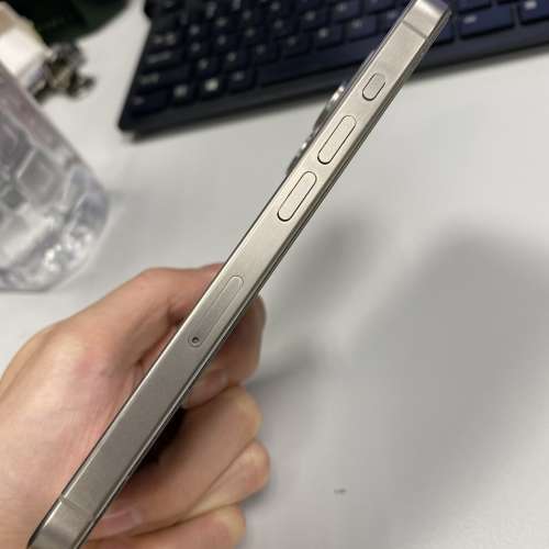 Iphone 15 pro 256gb 原色