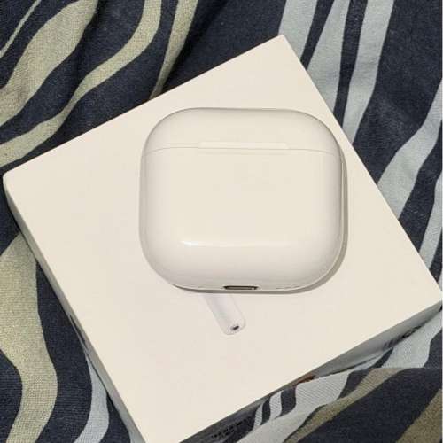 Apple AirPods 4 (ANC)