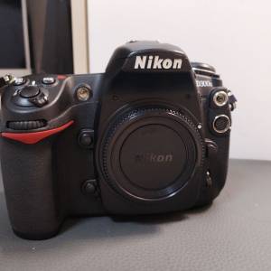 Nikon D300s + Nikkor 18-200mm VR鏡頭