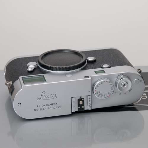 Leica MP240 silver