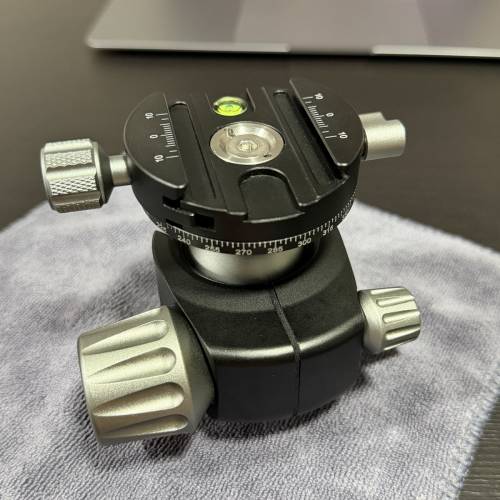 Leofoto LH-40 雲台