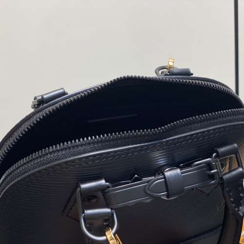 K00015姜黃色 黑色 組合圖 水波紋鏈條貝殼包