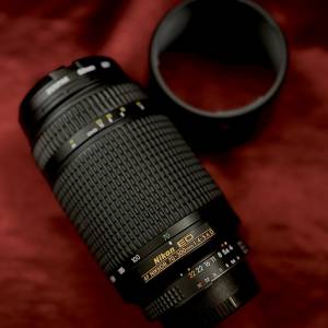Nikon AF NIKKOR 70-300mm f/4-5.6 D ED Autofocus Zoom Lens