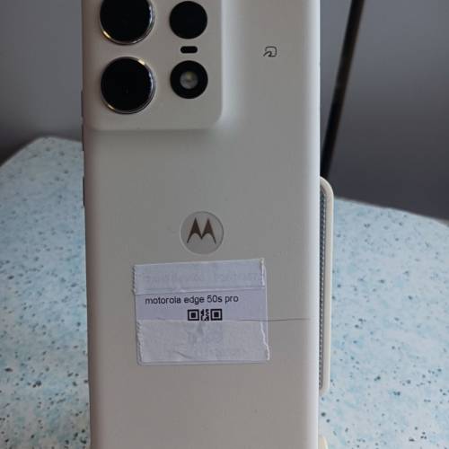 Motorola Edge 50s pro 5G, 中高階