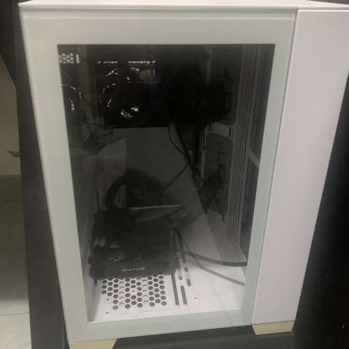 Lian Li O11 Dynamic Mini Snow 電腦機箱