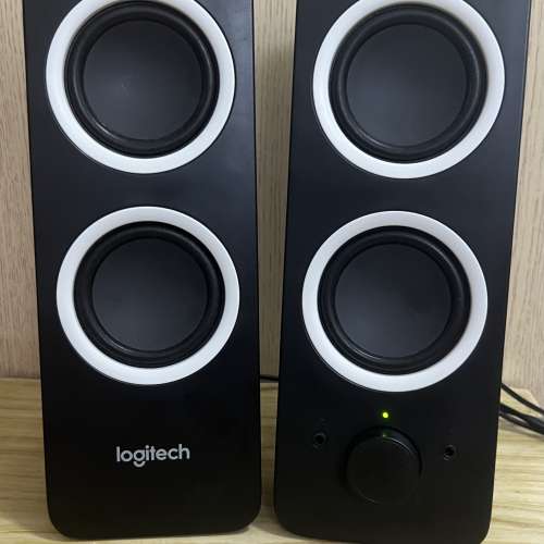 Logitech Multimedia Speakers 多媒體揚聲器 Z200