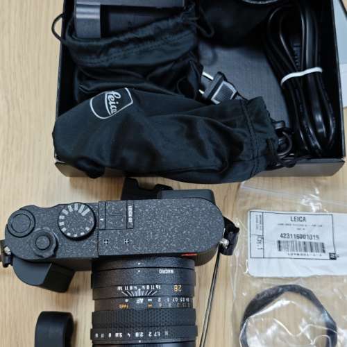 Leica Q2