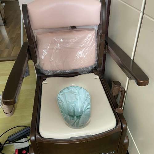 Wrappon 免沖洗密封式便廁椅 (9成新)