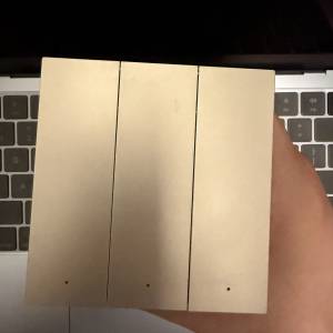 Aqara 智能墻壁開關H1 Pro 零火綫三鍵版