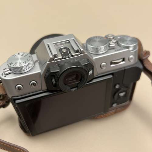 Fujifilm X-T20 w/ XC15-45m