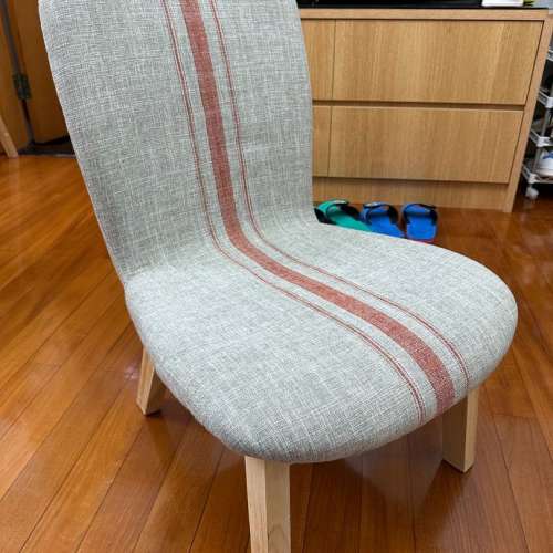 Chair 舒適小型木椅