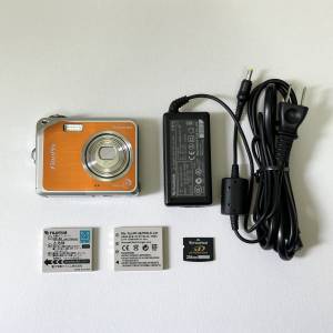 Fujifilm FinePix V10｜包256MB xD卡、電池、充電器、讀卡器｜CCD相機