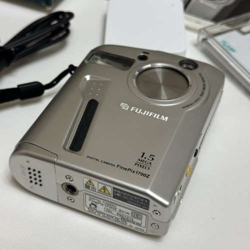 Fujifilm FinePix 1700Z