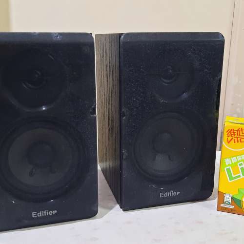 Edifier密閉式木箱喇叭
