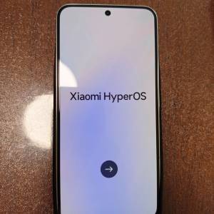 小米 Xiaomi 13 港行 白色有 Leica 鏡頭 兩個套/原裝套及配件