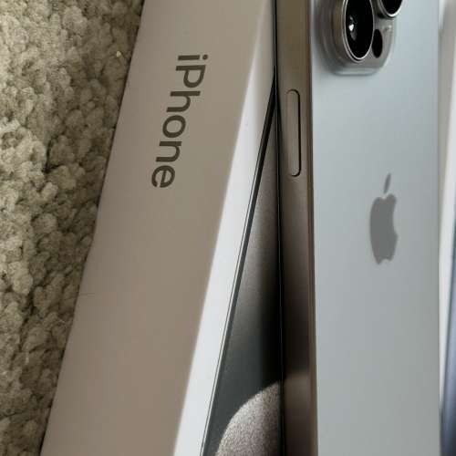 iPhone 15 pro max 1TB 原色鈦金屬