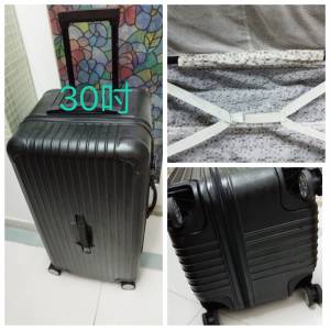 30吋黑色萬向輪旅行行李箱35kg black all direction luggage suitcase