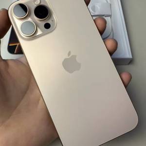 Iphone16 pro max  256G 金色港行，電池健康100%，保修到2025.10.6。  外觀