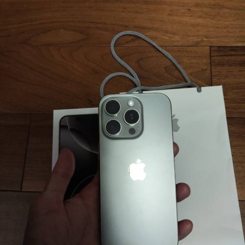 iPhone 16 Pro 灰色 Natural Titanium 256GB