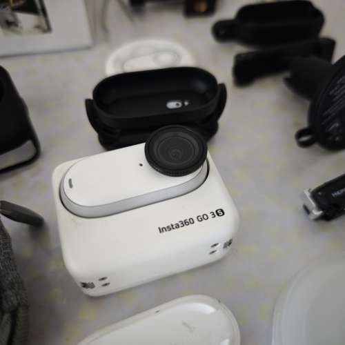 九成新 Insta360 GO 3S 拇指運動相機