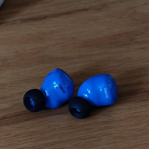 Oriolus 老人家褐鹂耳機