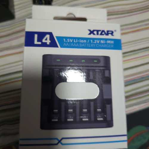 XTAR L4 Charger 5號充電器 可充1.5V鋰電池充電器 大容量7號鎳氫電池