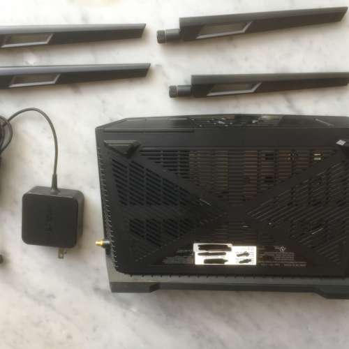 $250 100% Work ASUS AC2600 dual band gigabit router 雙核三頻 Gigabit無線 路由...