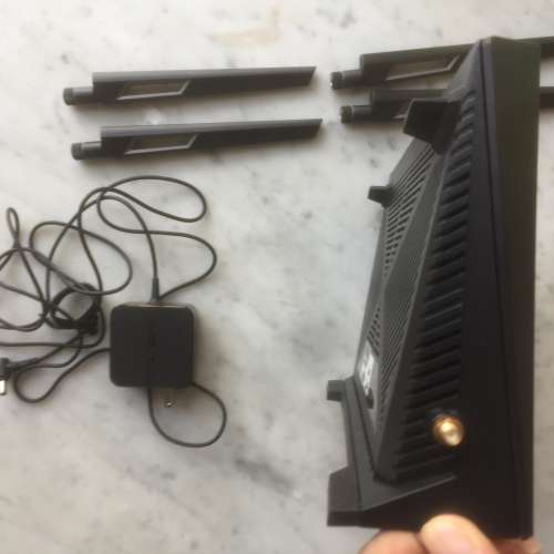 $250 100% Work ASUS AC2600 dual band gigabit router 雙核三頻 Gigabit無線 路由...