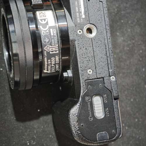 sony a5100 + 16 -50 索尼 16mm 50mm 16 50 有盒冇單 跟2電一線1充 功能全正常 送記...