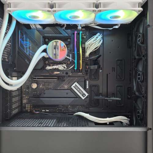 i9 14900K ROG Z790-H GSkill DDR5 64GB 三星 990 Pro 1TB TUF 1000W 可搭配 RTX 5...