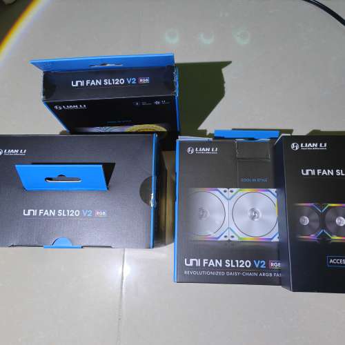 （7 Fans/七把正葉風扇) LIAN LI UNI FAN SL120 V2 RGB 120mm - 白色