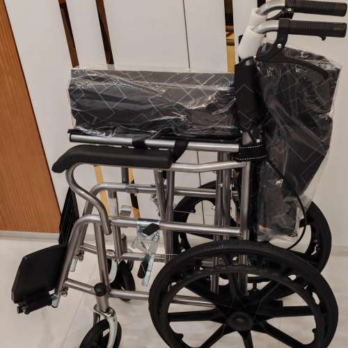 輕便摺疊輪椅(未用過)鰂魚涌地鐵站交收