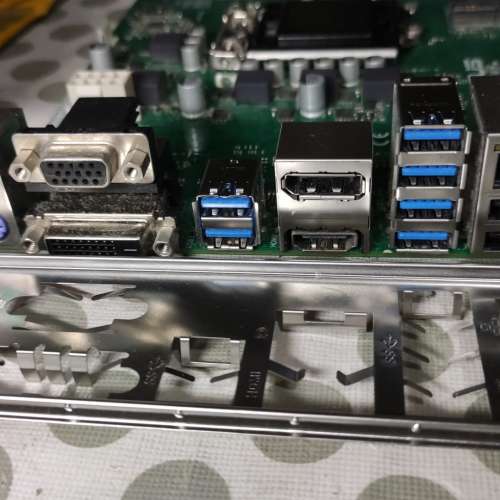 ASUS PRIME Q270M-C Micro ATX主板 ((正版Window10Pro啟動碼)) Socket 1151