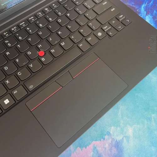 Lenovo ThinkPad X1 Carbon Gen 12 AI (2.8k OLED 120 Hz, 32GB DDR5, 1TB NVME, NPU)