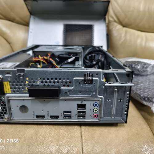 99%新未用過百老匯行機，acer電腦主機Aspire XC-710