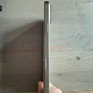iPhone 16 PRO MAX 512GB 金色 香港行貨