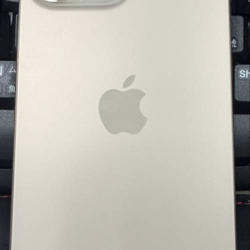 外觀極新Apple iPhone 16 Pro Max 沙漠鈦金屬 512GB