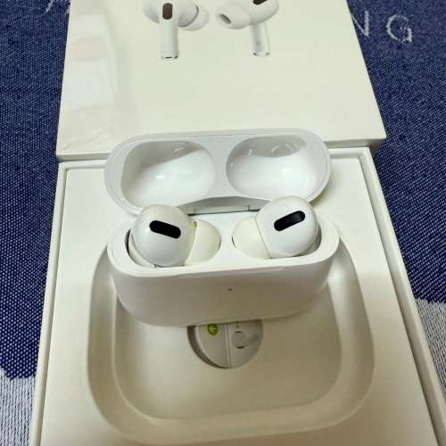 95% New Apple AirPods Pro with MagSafe Charging Case