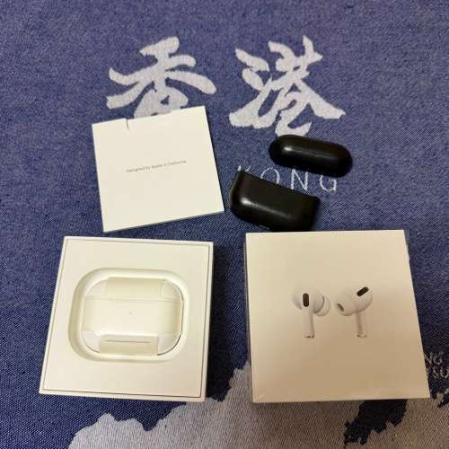 95% New Apple AirPods Pro 1 with MagSafe Charging Case