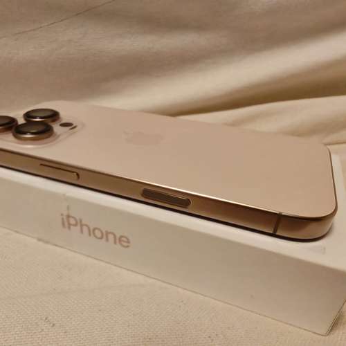 Apple iPhone 16Pro 沙金色 256GB